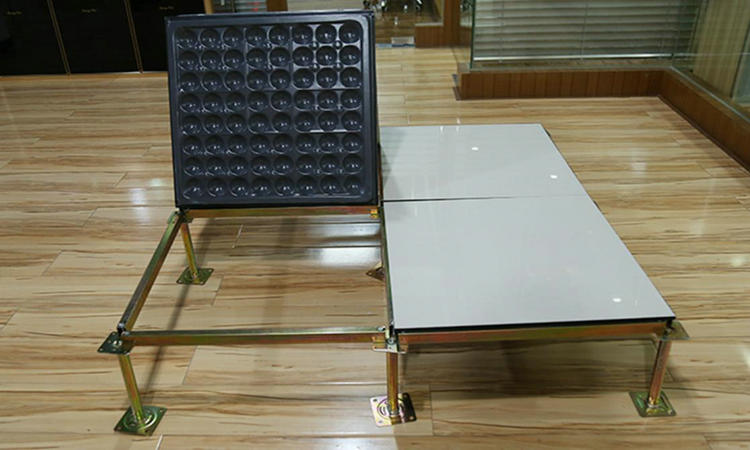 什么是鋁合金防靜電地板