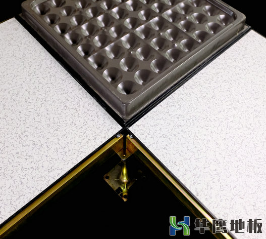 全鋼架空地板拼2.jpg 全鋼架空地板拼2.jpg