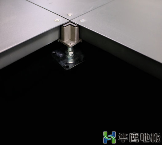 OA地板拼裝細節.jpg OA地板拼裝細節.jpg