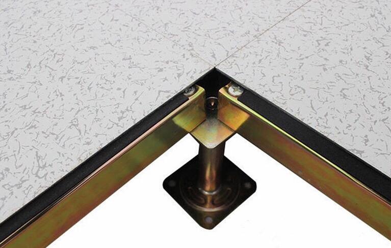 無邊04.jpg 無邊04.jpg