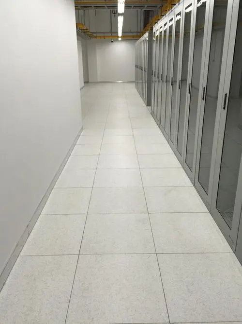 防靜電耐磨地板報價