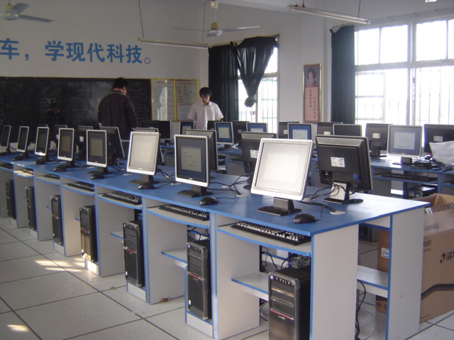 學校微機室防靜電地板 學校微機室防靜電地板