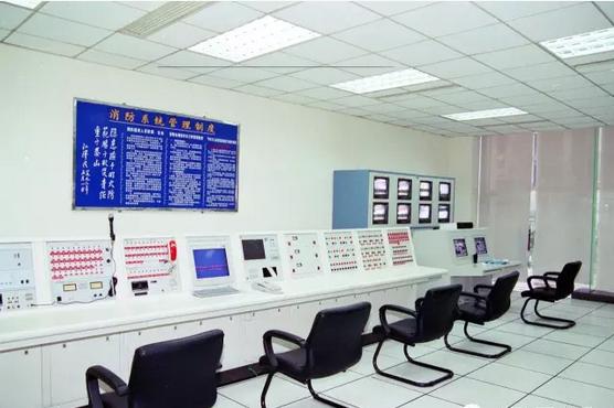 控制室防靜電地板實(shí)用功能有哪些？