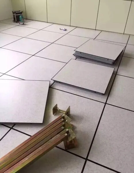 防靜電地板 防靜電地板