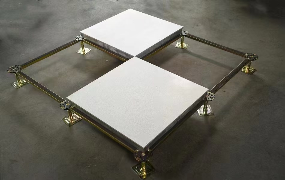 硫酸鈣防靜電地板和全鋼防靜電地板有什么區別？