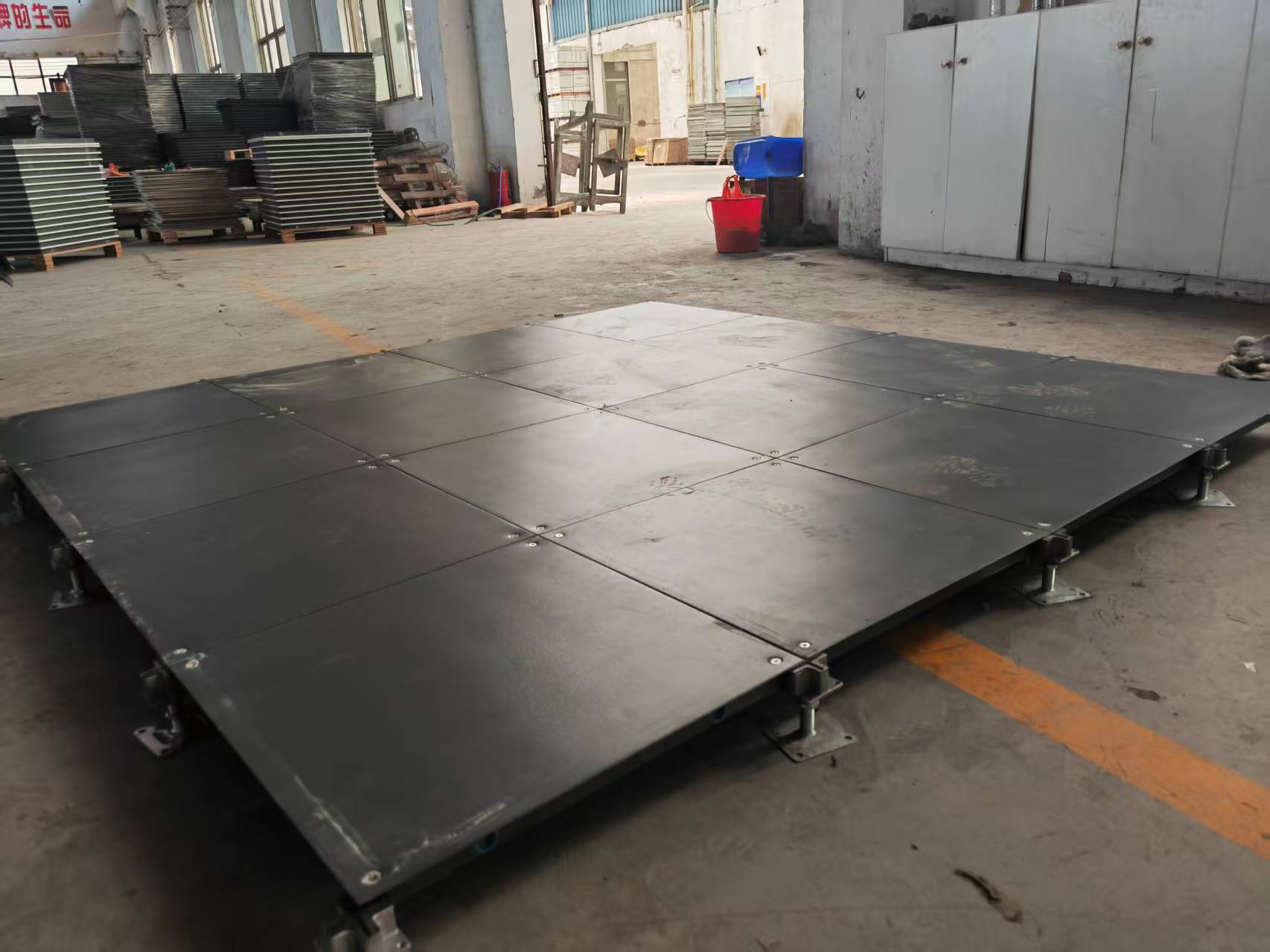 OA網絡地板和硫酸鈣六面包鋼網絡地板有什么區(qū)別？